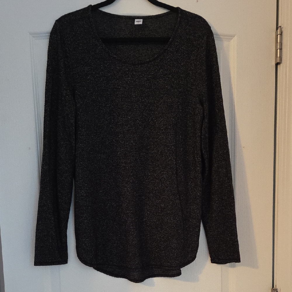 Old Navy Charcoal Long Sleeve Tee